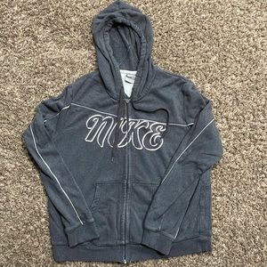 Nike Women’s Zip-up Hoodie. Gray. Size XL